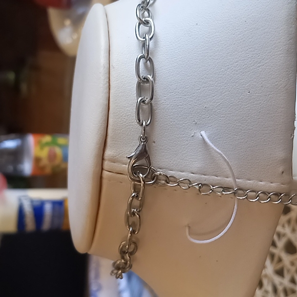 Statement Necklace - Picture 4 of 4